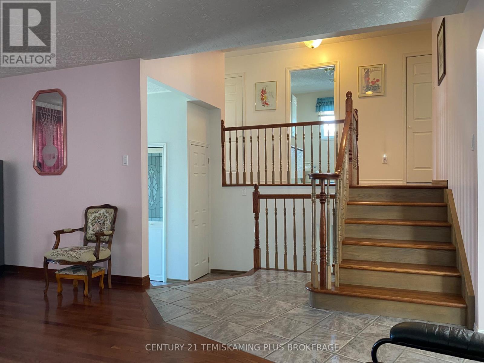 430 Main Street, Temiskaming Shores (Haileybury), Ontario  P0J 1K0 - Photo 19 - T13817492