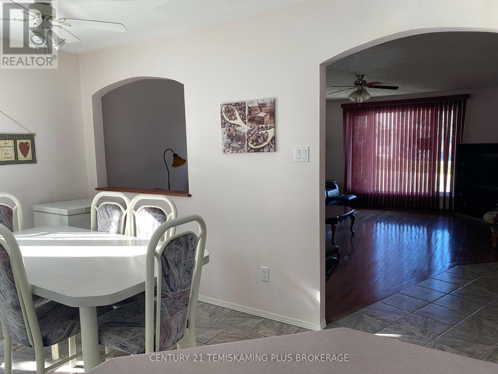 430 Main Street, Temiskaming Shores (Haileybury), Ontario  P0J 1K0 - Photo 6 - T13817492