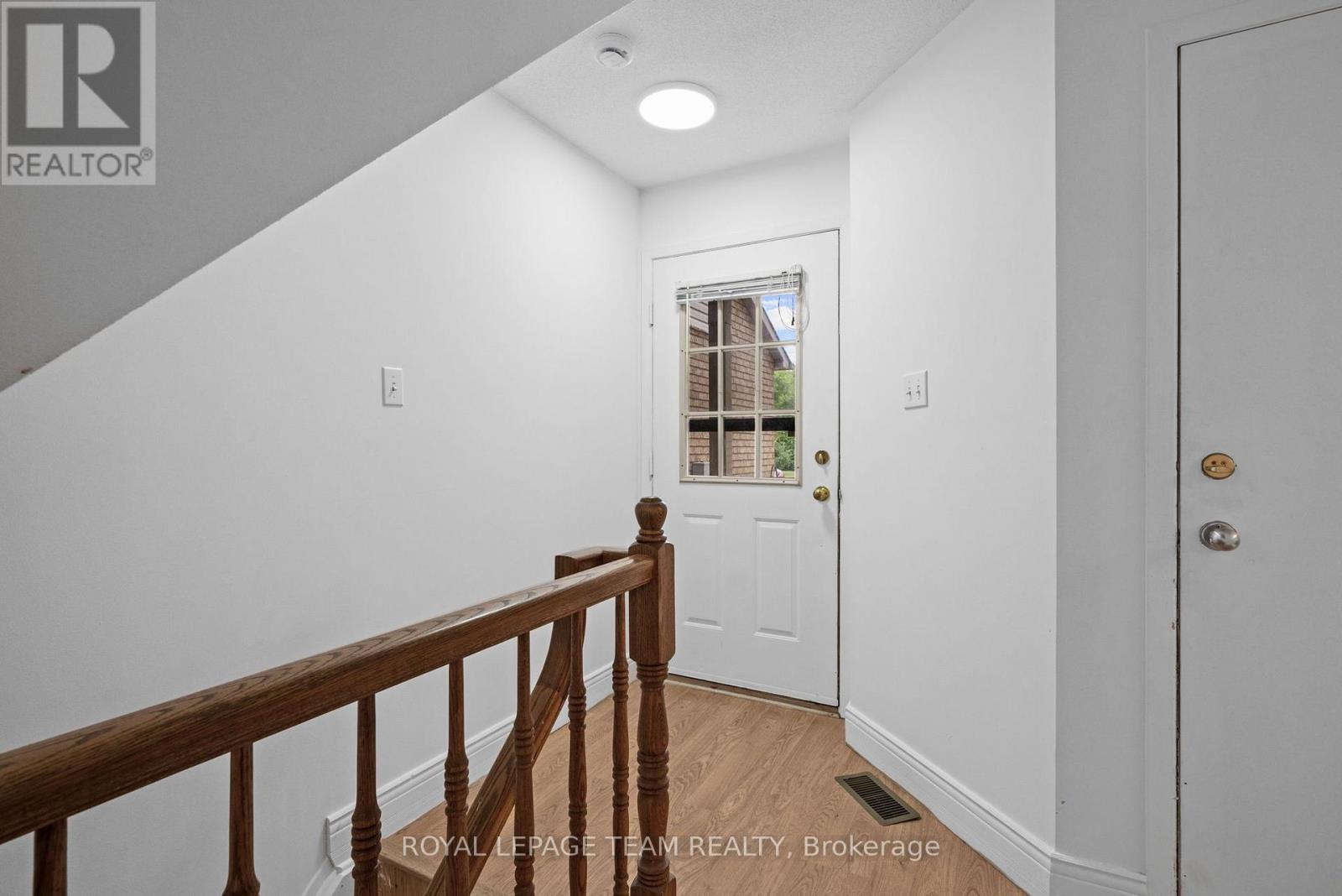 B - 5744 Andrasi Crescent, Ottawa, Ontario  K0A 2W0 - Photo 2 - X13817454