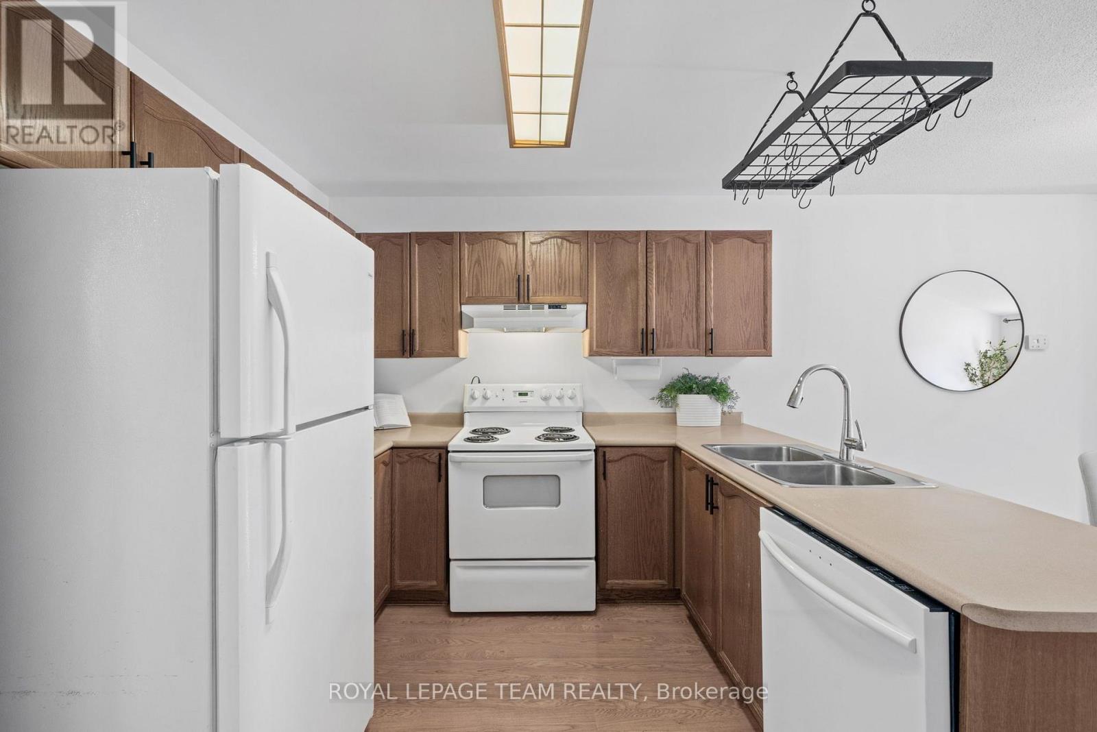 B - 5744 Andrasi Crescent, Ottawa, Ontario  K0A 2W0 - Photo 3 - X13817454