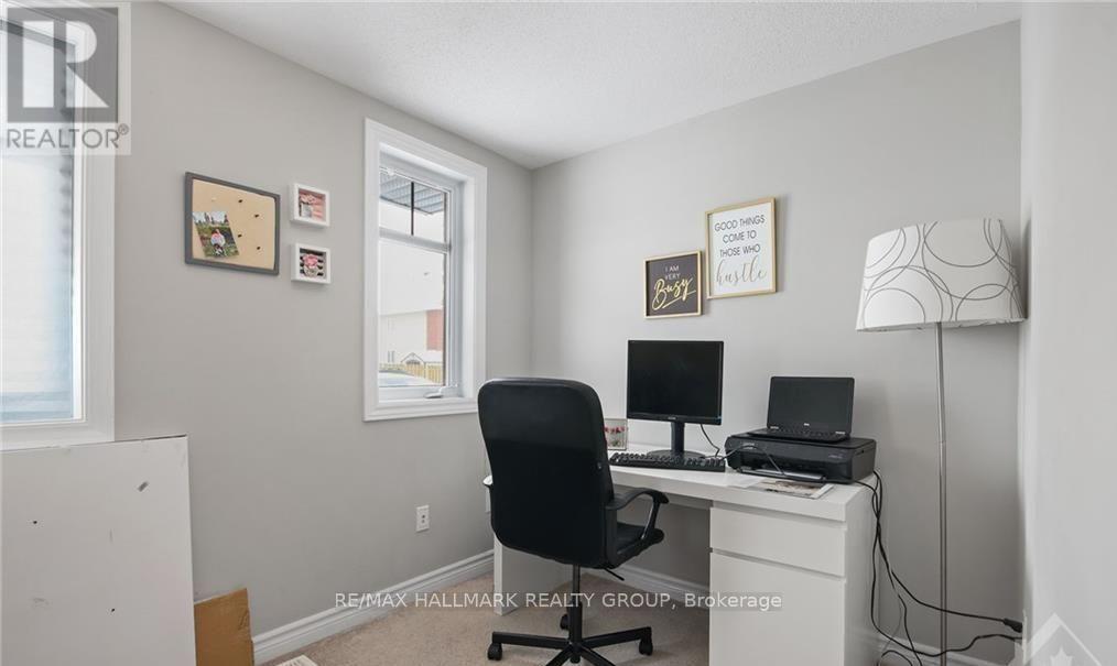 100 Lerta Way, Ottawa, Ontario  K4A 0W5 - Photo 2 - X13817498