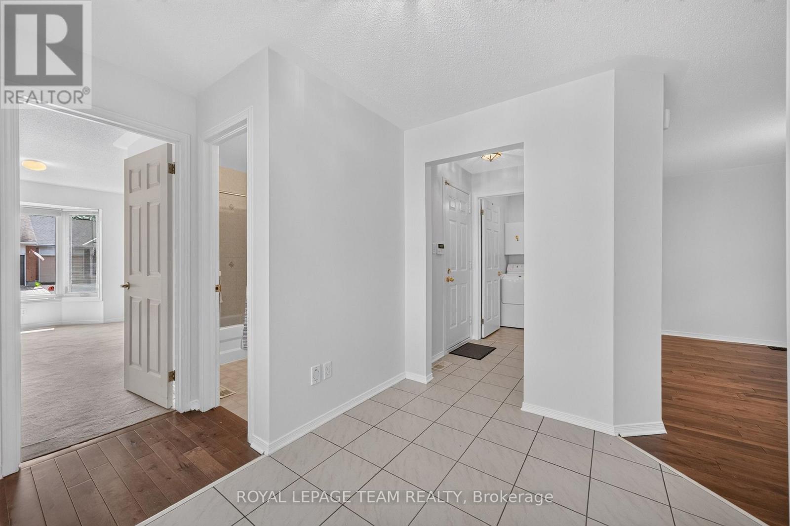 35 Billingham Crescent, Ottawa, Ontario  K2K 2T7 - Photo 15 - X13817556