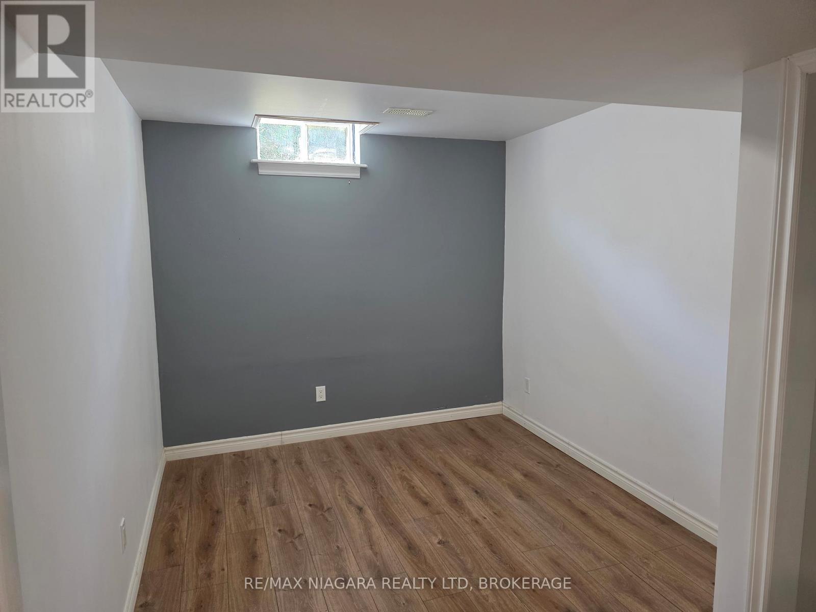 Lower Level - 8383 Heikoop Crescent, Niagara Falls (Forestview), Ontario  L2H 3J7 - Photo 9 - X13817524