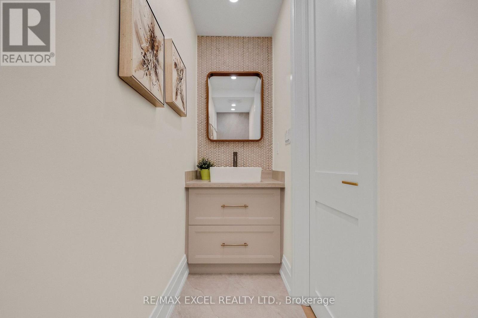 599 Conacher Drive, Toronto, Ontario  M2M 3M9 - Photo 16 - C13817478