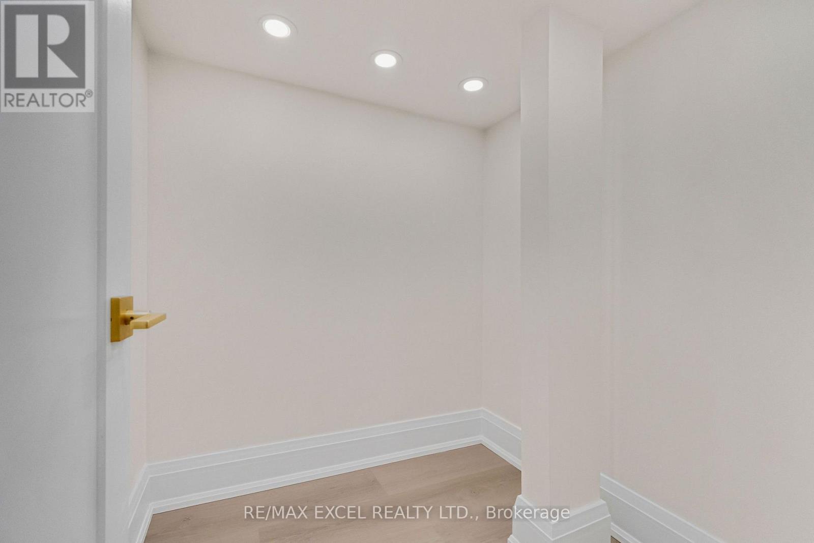 599 Conacher Drive, Toronto, Ontario  M2M 3M9 - Photo 35 - C13817478