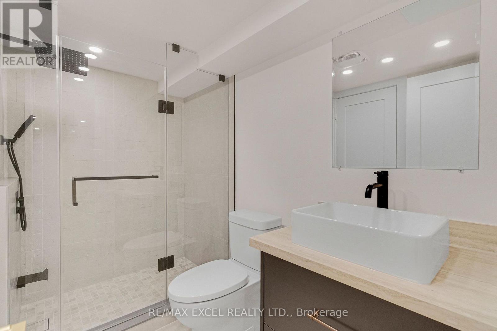599 Conacher Drive, Toronto, Ontario  M2M 3M9 - Photo 37 - C13817478