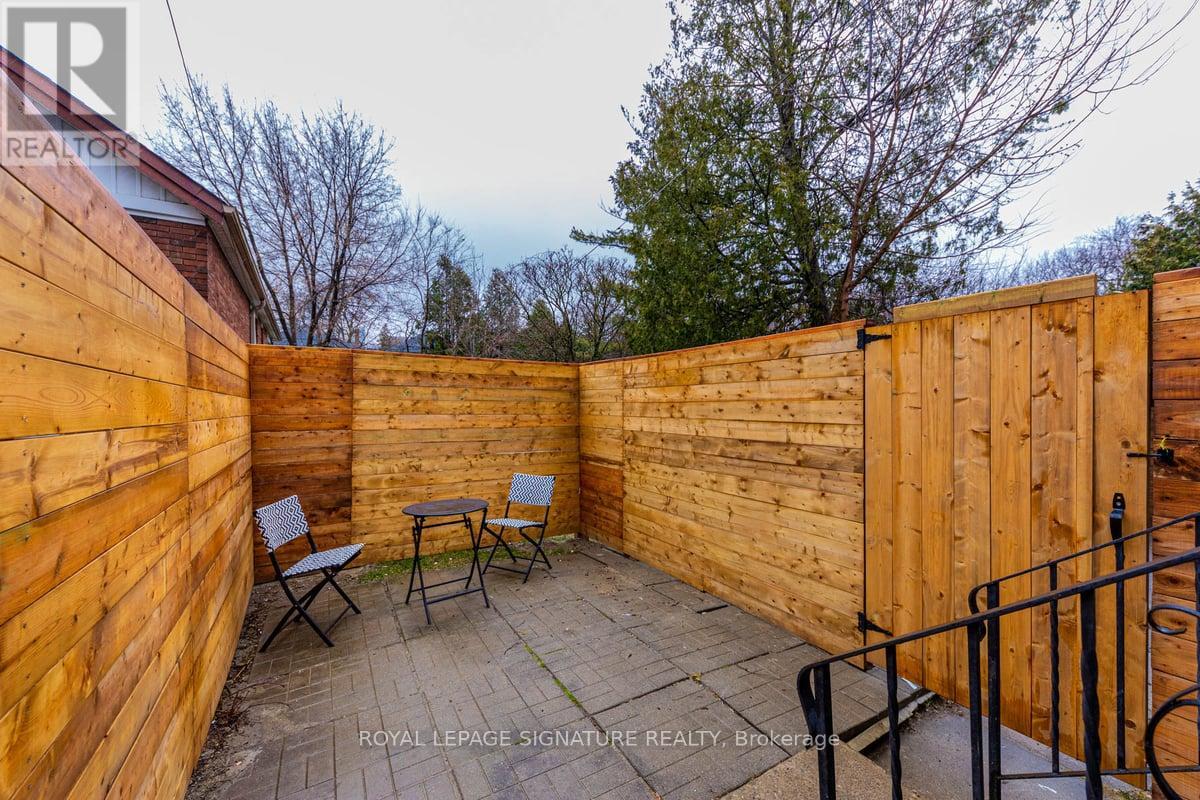 Main - 150 Davisville Avenue, Toronto (Mount Pleasant West), Ontario  M4S 1E8 - Photo 14 - C13817568