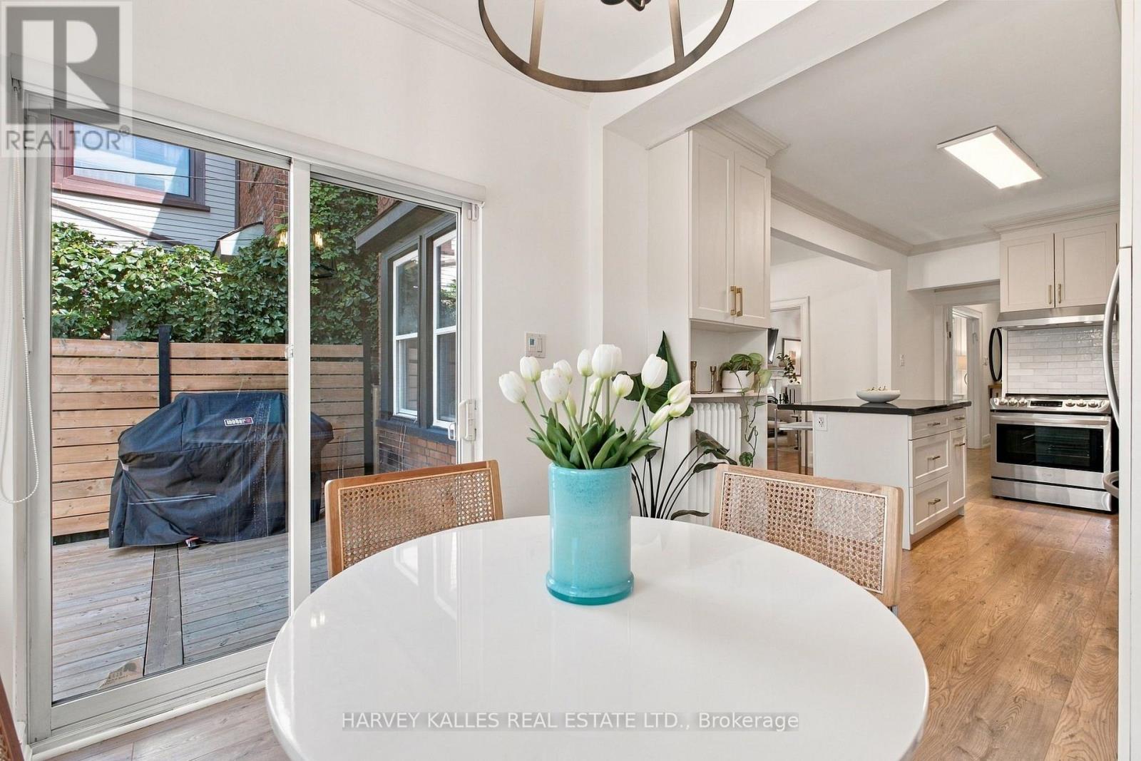 32 Crang Avenue, Toronto, Ontario  M6E 2Z9 - Photo 14 - C13817584