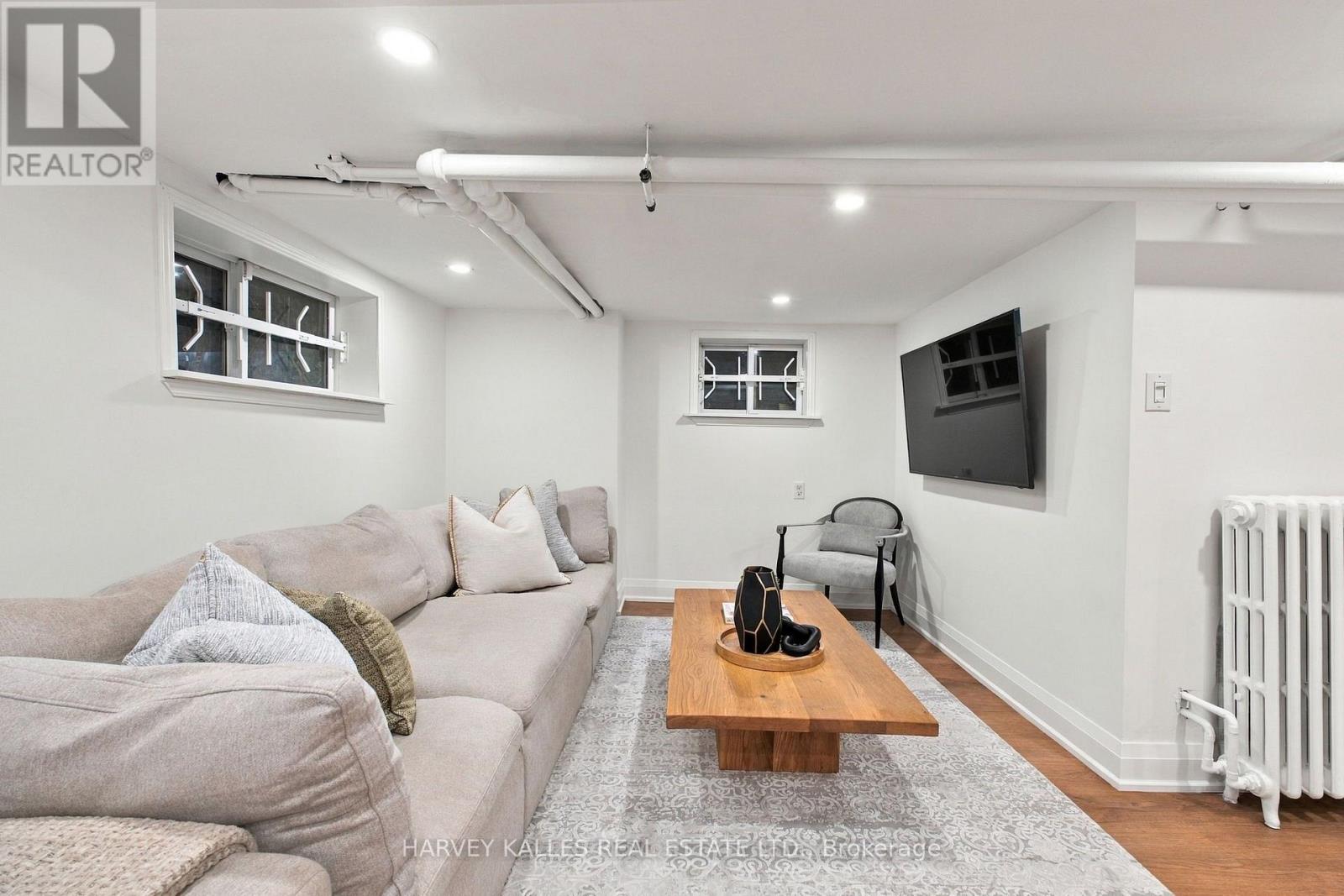 32 Crang Avenue, Toronto, Ontario  M6E 2Z9 - Photo 32 - C13817584