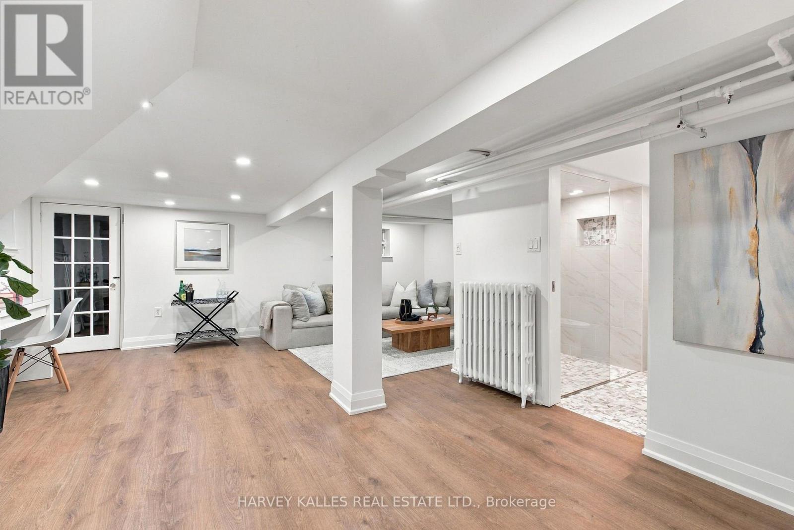 32 Crang Avenue, Toronto, Ontario  M6E 2Z9 - Photo 33 - C13817584