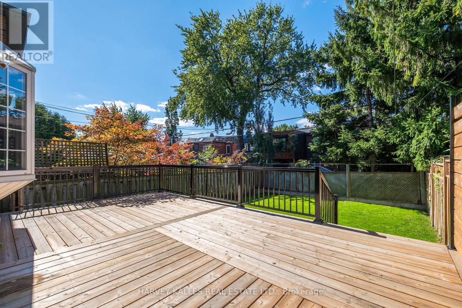 32 Crang Avenue, Toronto, Ontario  M6E 2Z9 - Photo 39 - C13817584