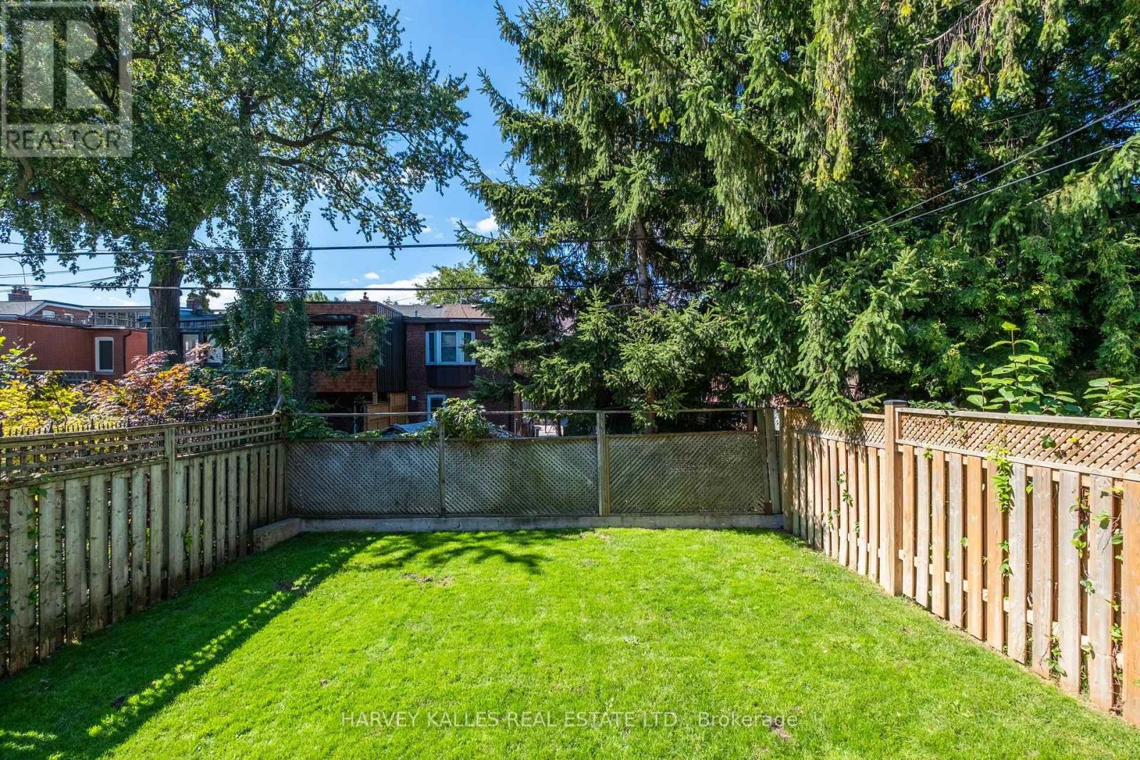 32 Crang Avenue, Toronto, Ontario  M6E 2Z9 - Photo 41 - C13817584