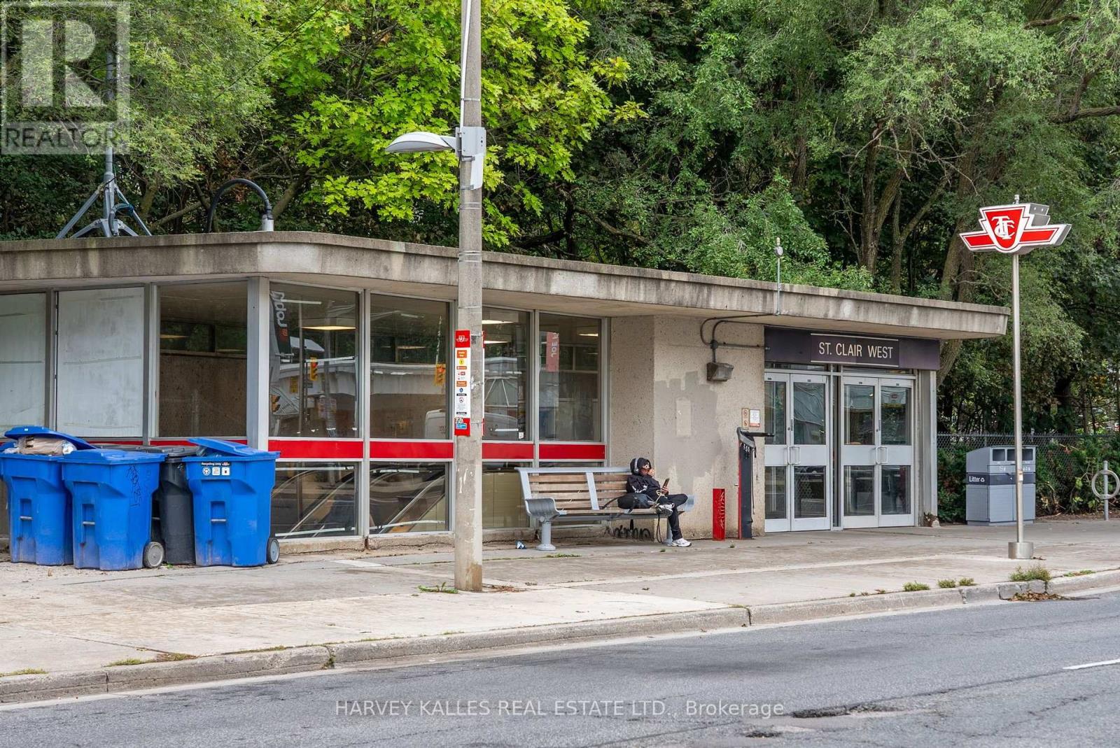 32 Crang Avenue, Toronto, Ontario  M6E 2Z9 - Photo 50 - C13817584