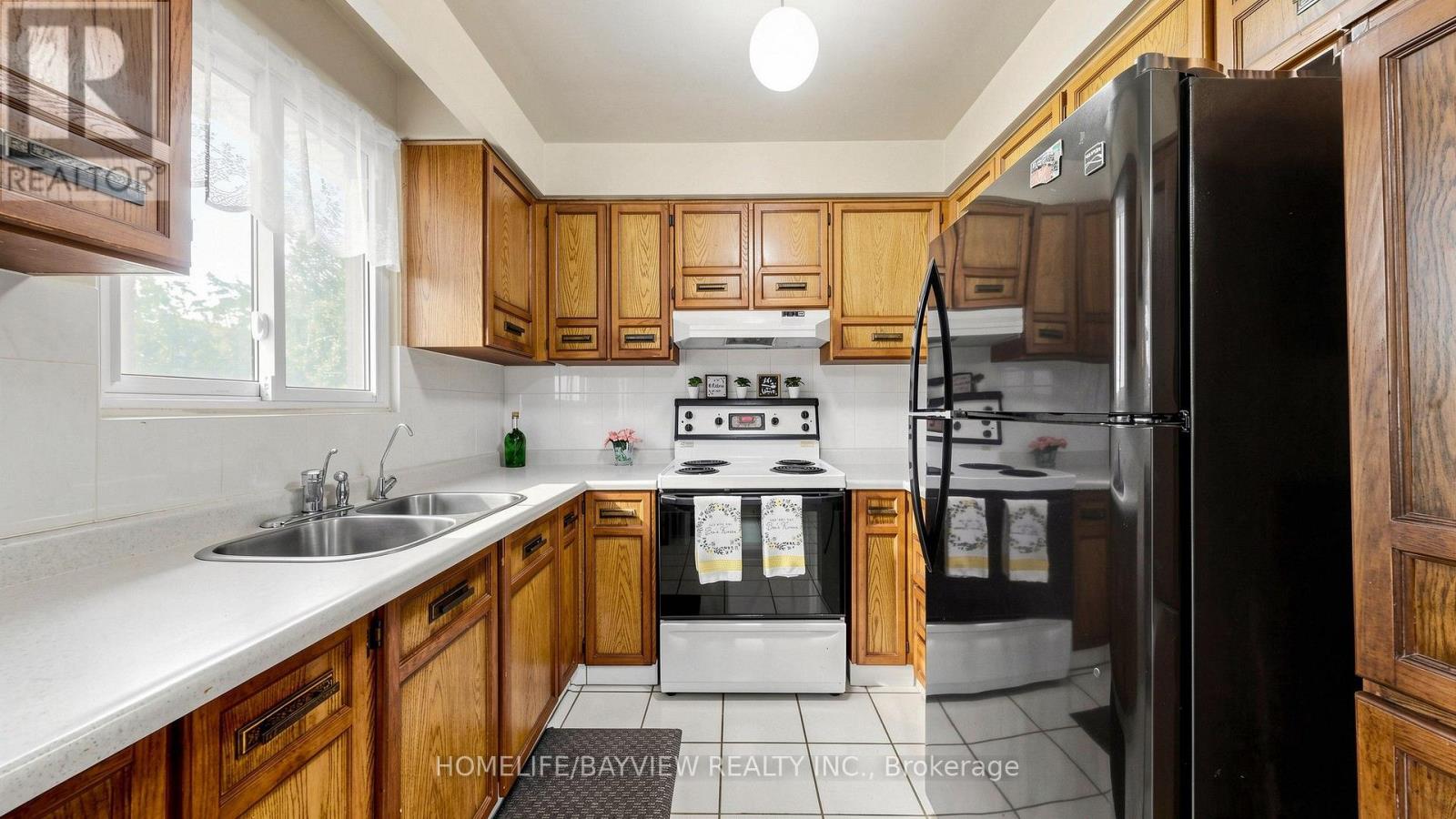 78 Crayford Drive, Toronto, Ontario  M1W 3B6 - Photo 14 - E13817526