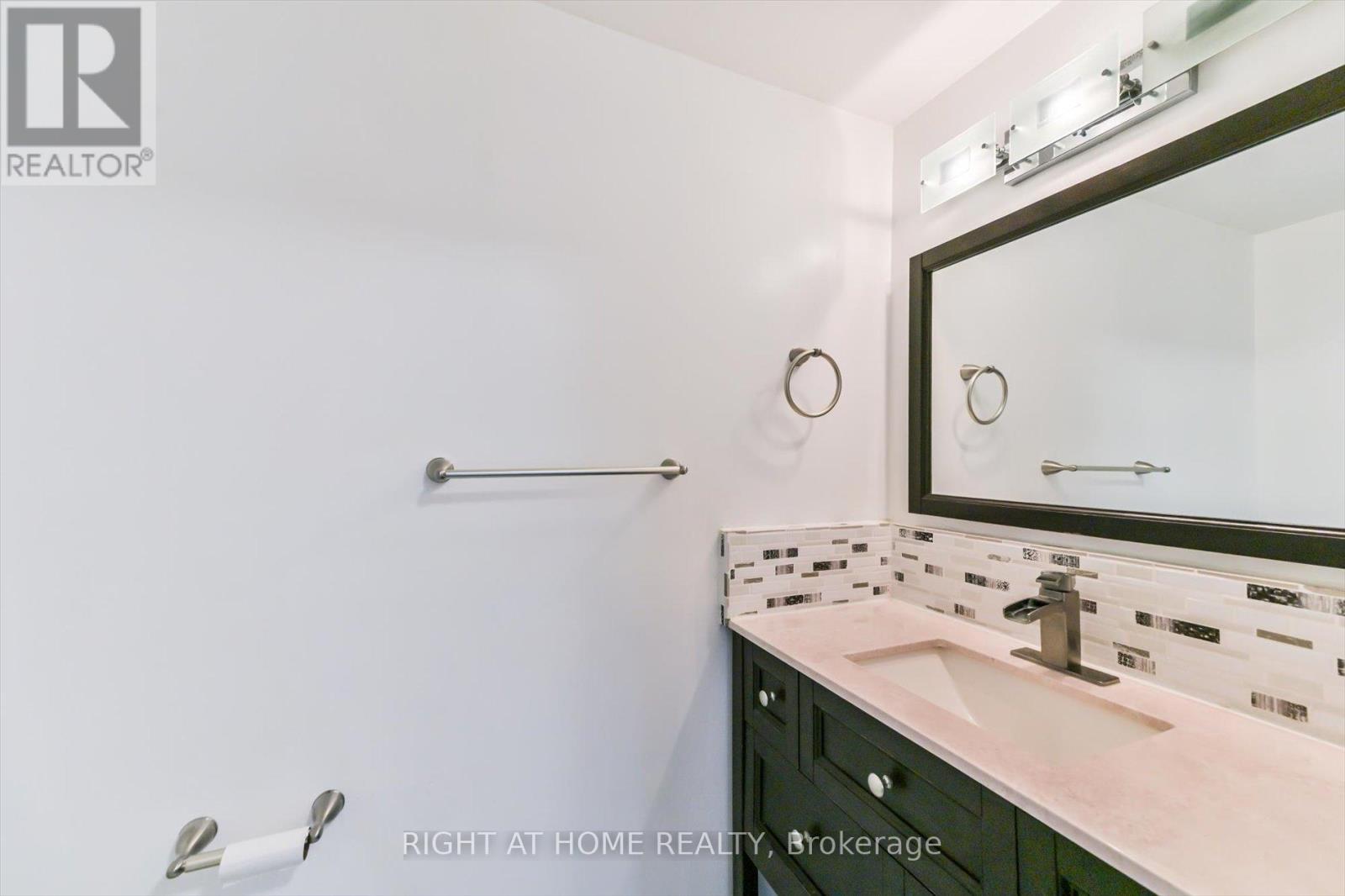 57 Hopkinson Crescent, Ajax (Northwest Ajax), Ontario  L1T 4G4 - Photo 19 - E13817590