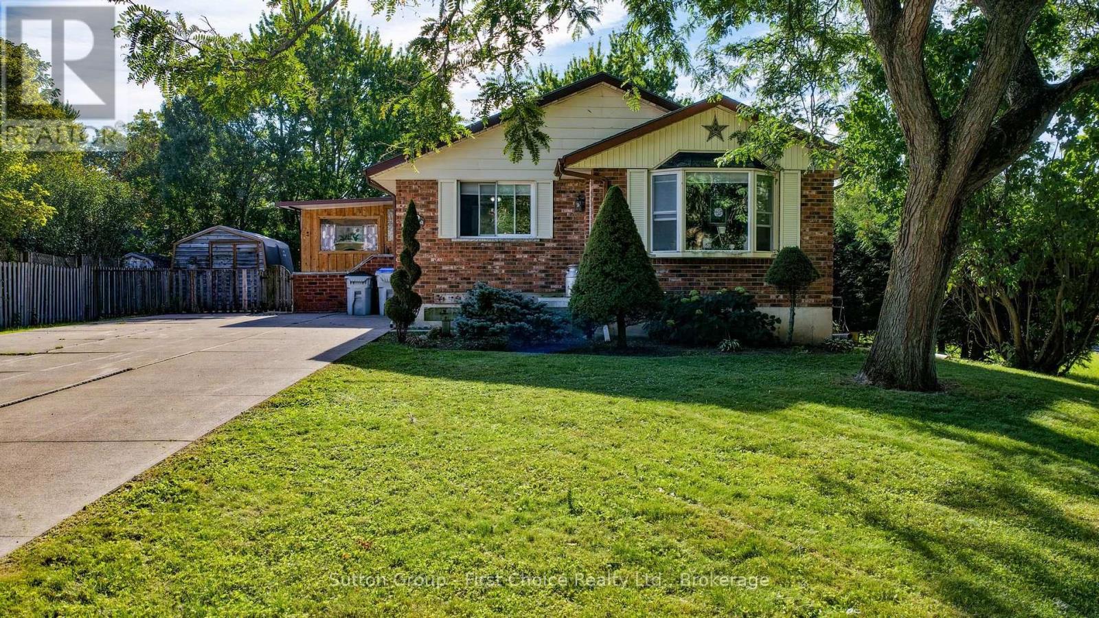 146 Jarvis Street S, Huron East (Seaforth), Ontario  N0K 1W0 - Photo 2 - X13817506