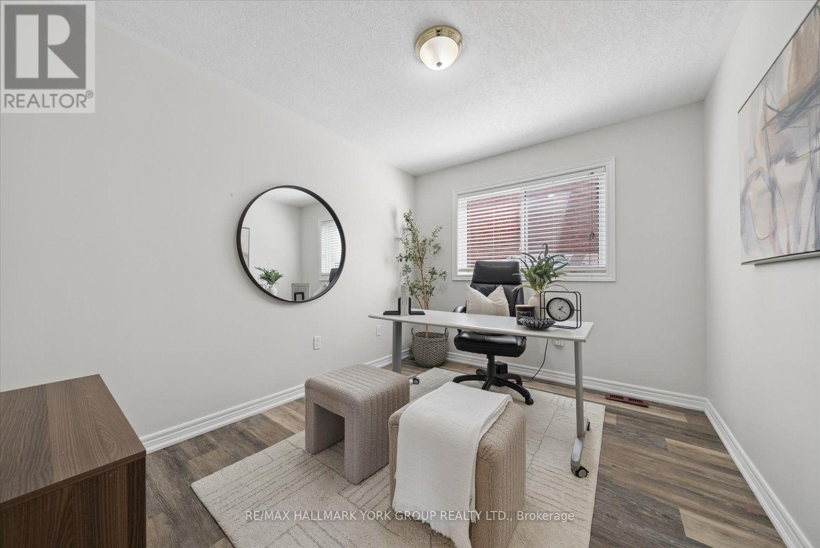 70 Bambi Crescent, Georgina, Ontario  L4P 4C7 - Photo 16 - N13817474