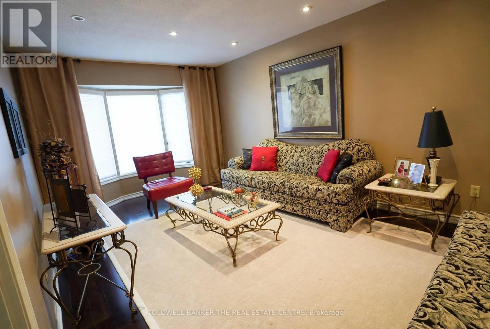 28 Fairty Drive, Markham, Ontario  L3S 3A5 - Photo 6 - N13817500