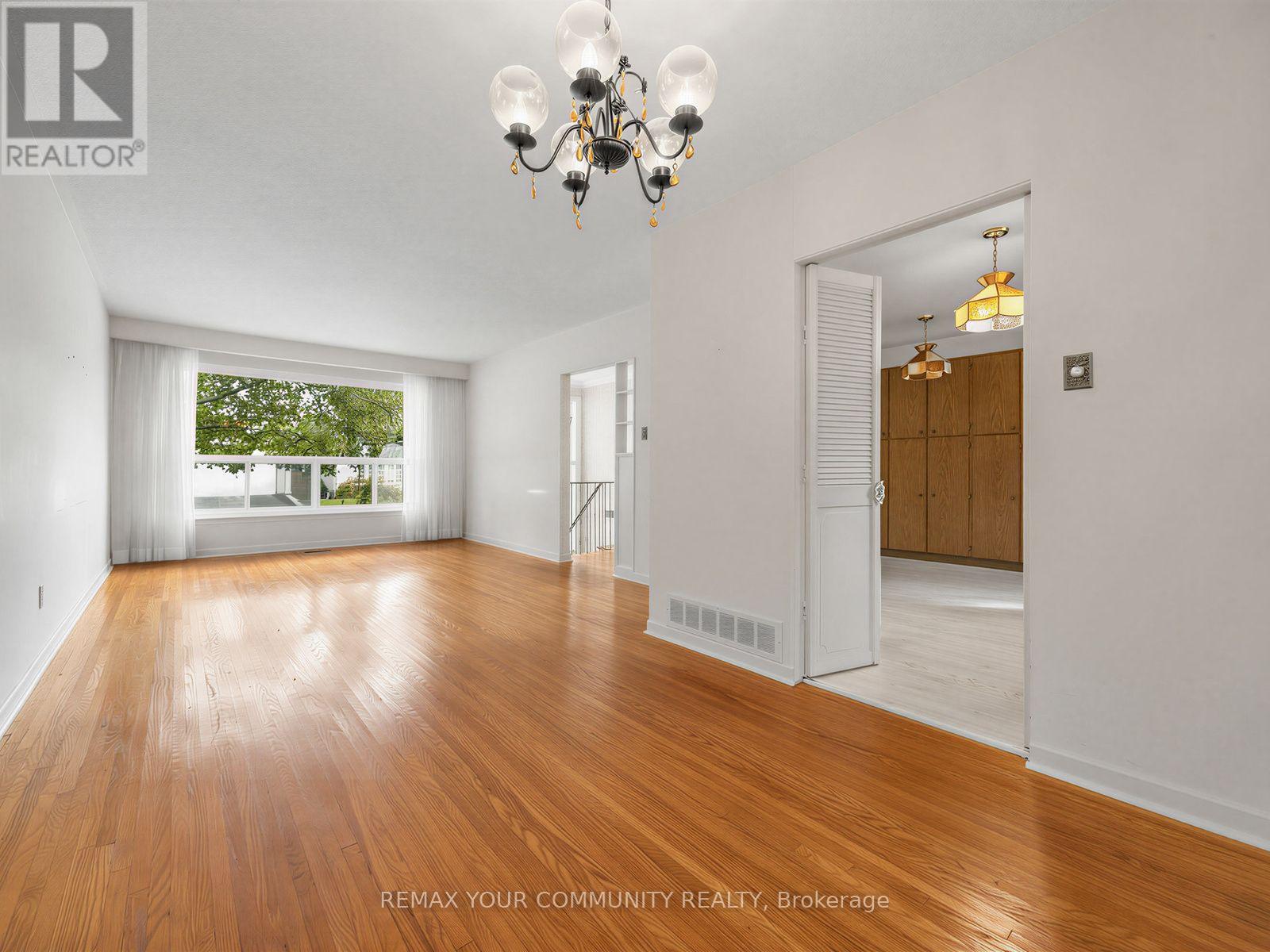182 Bay Thorn Drive, Markham (Royal Orchard), Ontario  L3T 3V5 - Photo 13 - N13817532