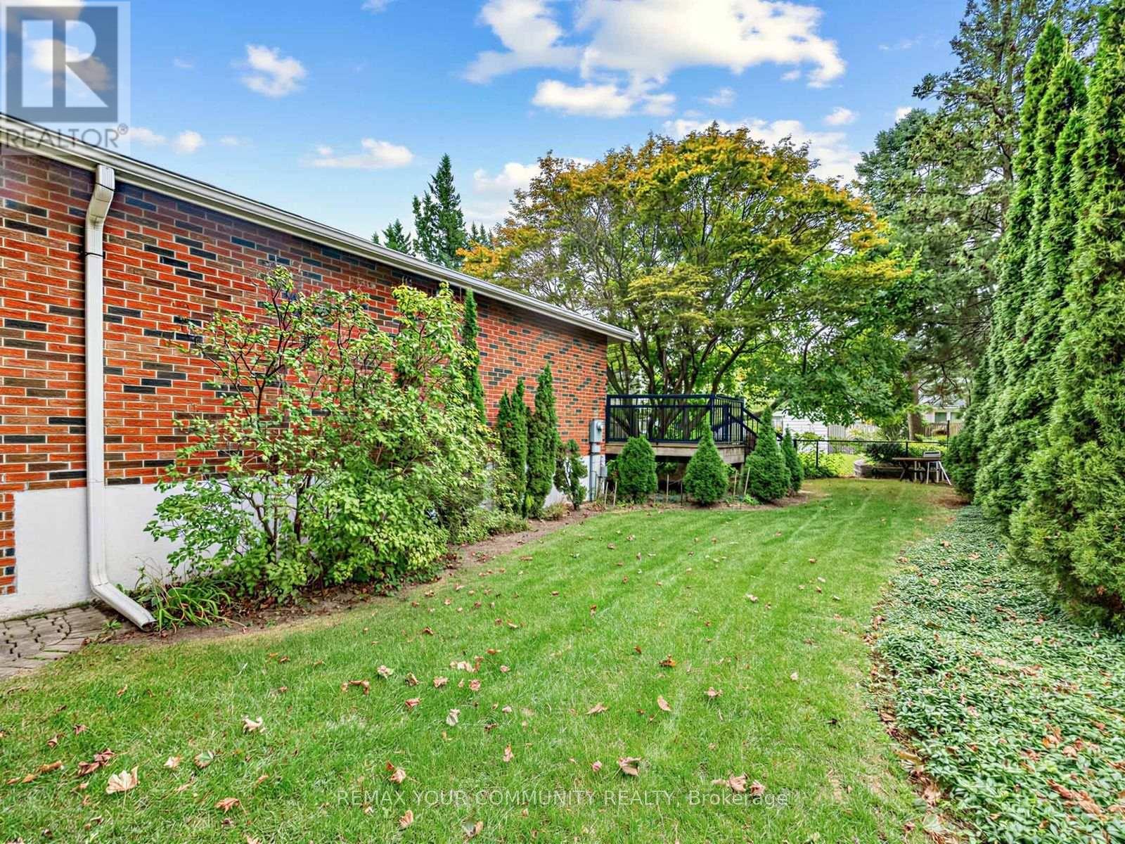 182 Bay Thorn Drive, Markham (Royal Orchard), Ontario  L3T 3V5 - Photo 43 - N13817532