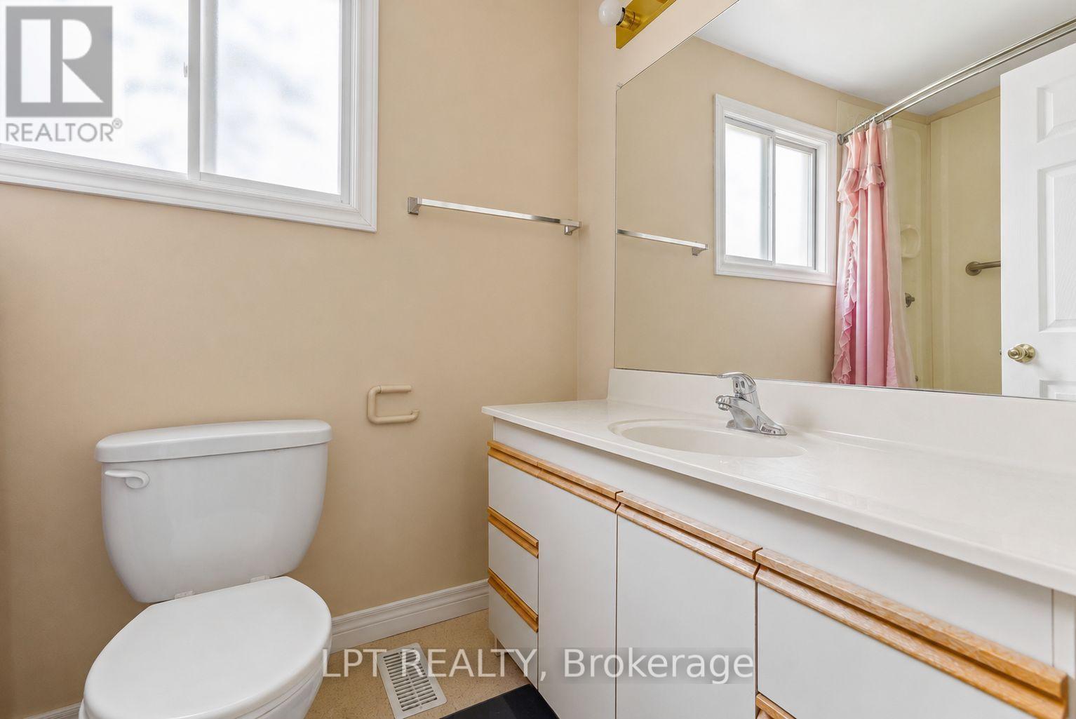 204a The Queensway S, Georgina (Keswick North), Ontario  L4P 2A6 - Photo 10 - N13817552