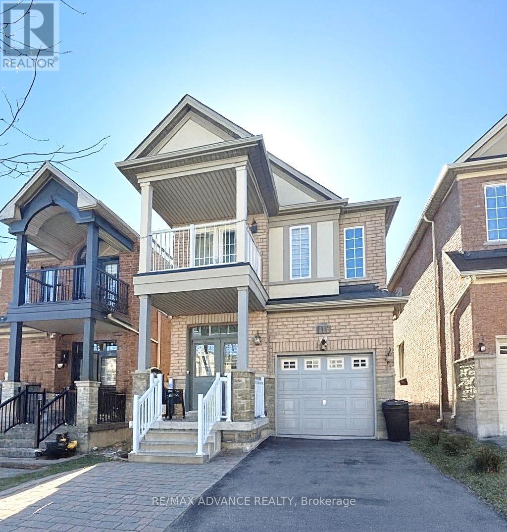 137 Laramie Crescent, Vaughan (Patterson), Ontario  L6A 0R1 - Photo 1 - N13817570