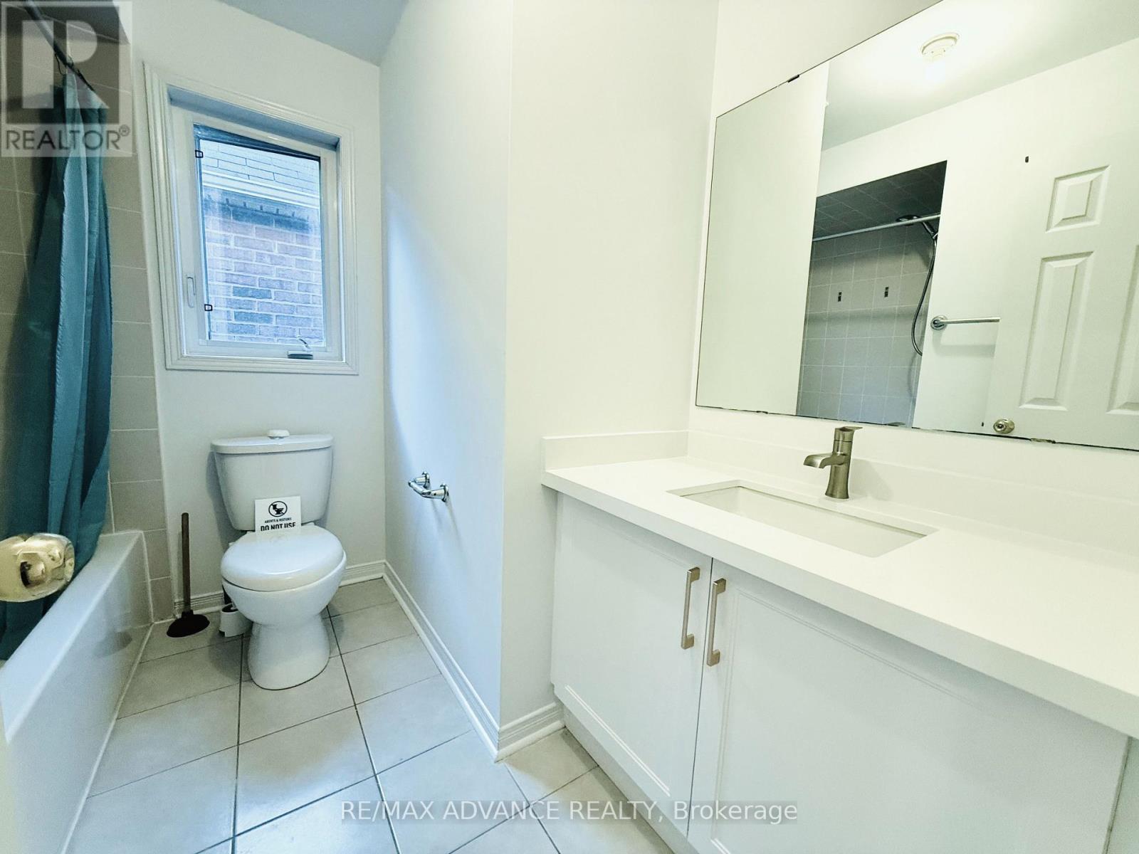 137 Laramie Crescent, Vaughan (Patterson), Ontario  L6A 0R1 - Photo 12 - N13817570