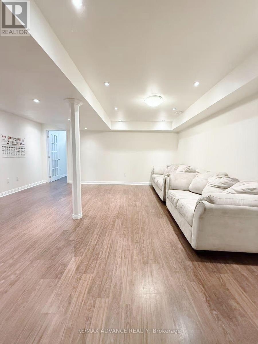 137 Laramie Crescent, Vaughan (Patterson), Ontario  L6A 0R1 - Photo 19 - N13817570