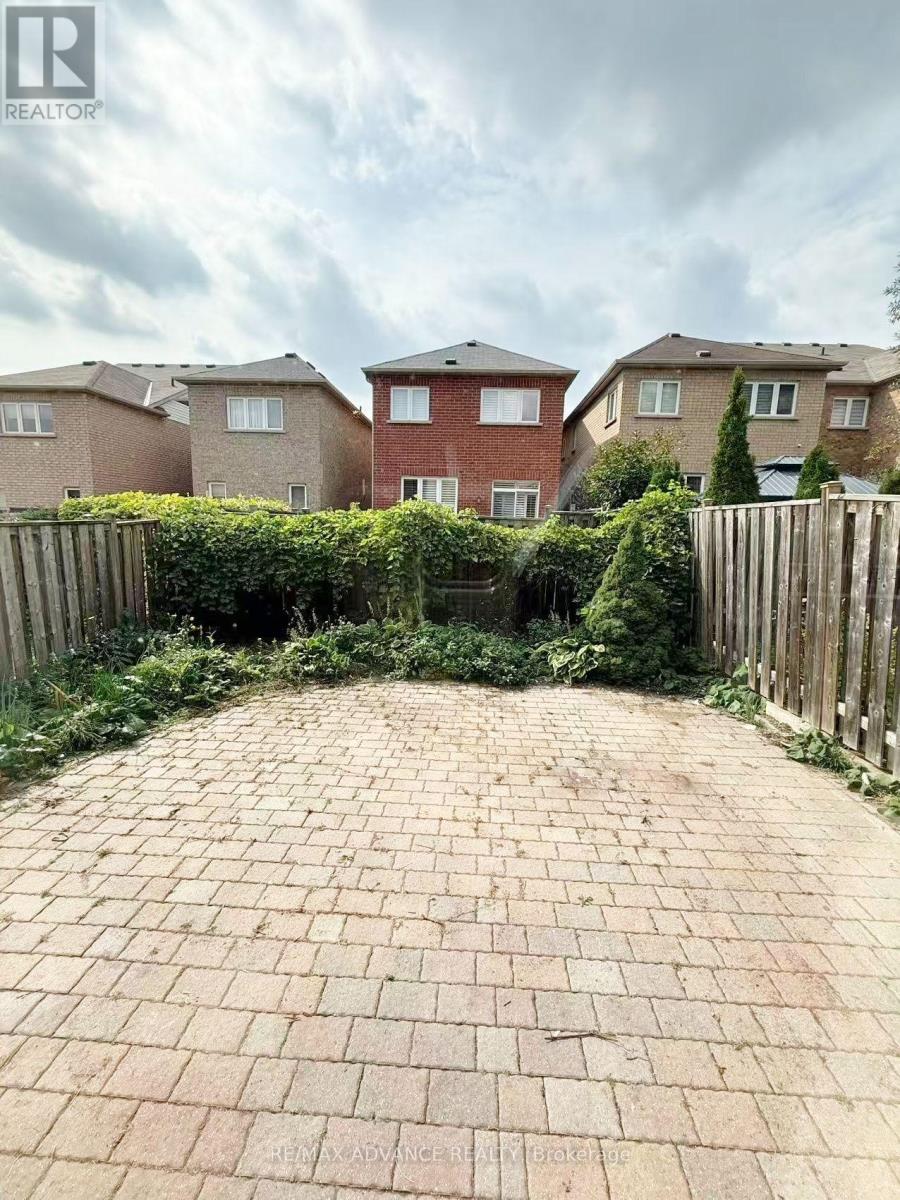 137 Laramie Crescent, Vaughan (Patterson), Ontario  L6A 0R1 - Photo 25 - N13817570