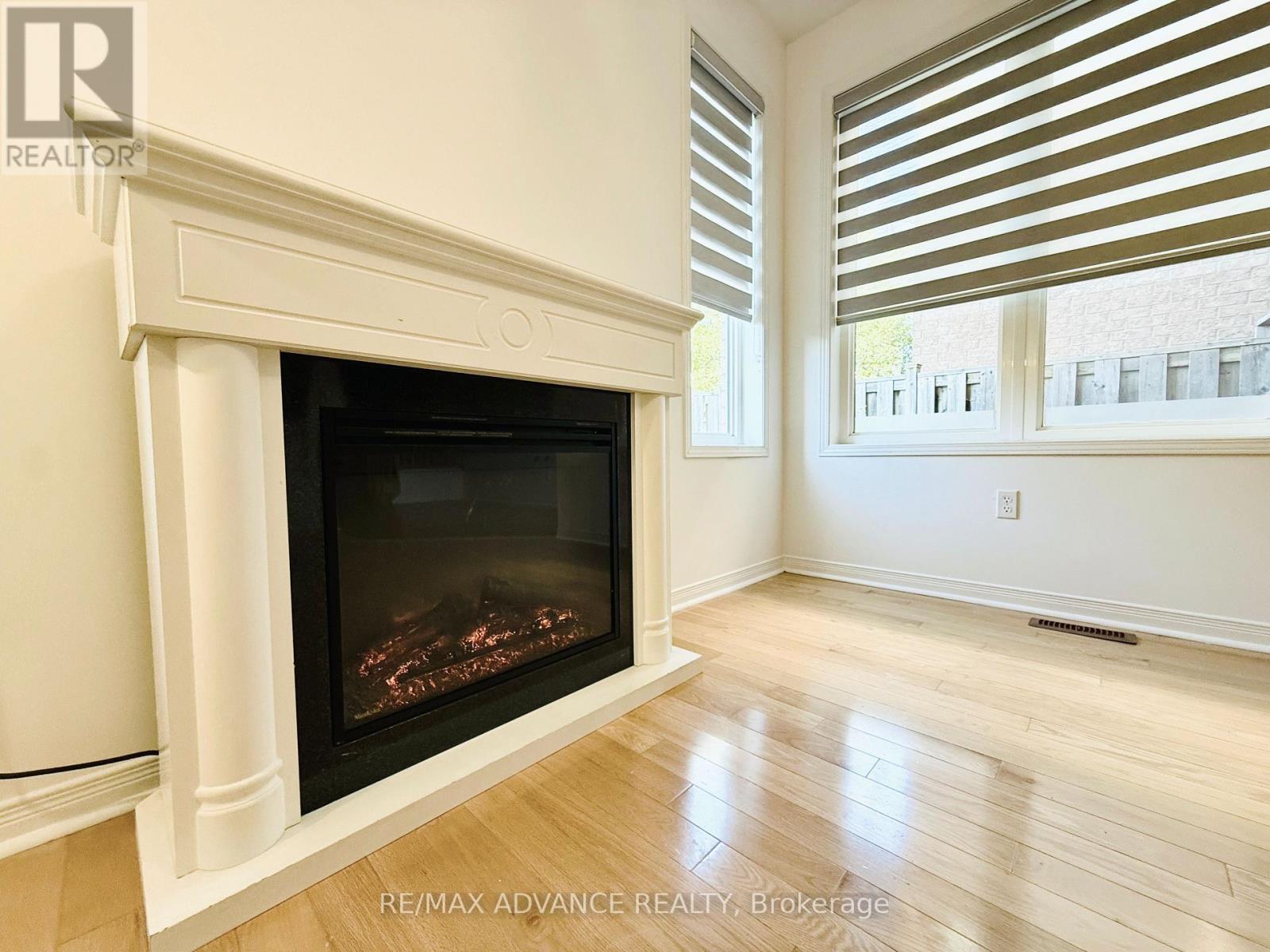 137 Laramie Crescent, Vaughan (Patterson), Ontario  L6A 0R1 - Photo 6 - N13817570