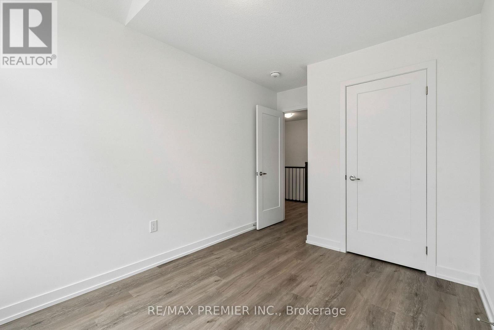 29 Lyall Stokes Circle, East Gwillimbury (Mt Albert), Ontario  L0G 1M0 - Photo 24 - N13817588
