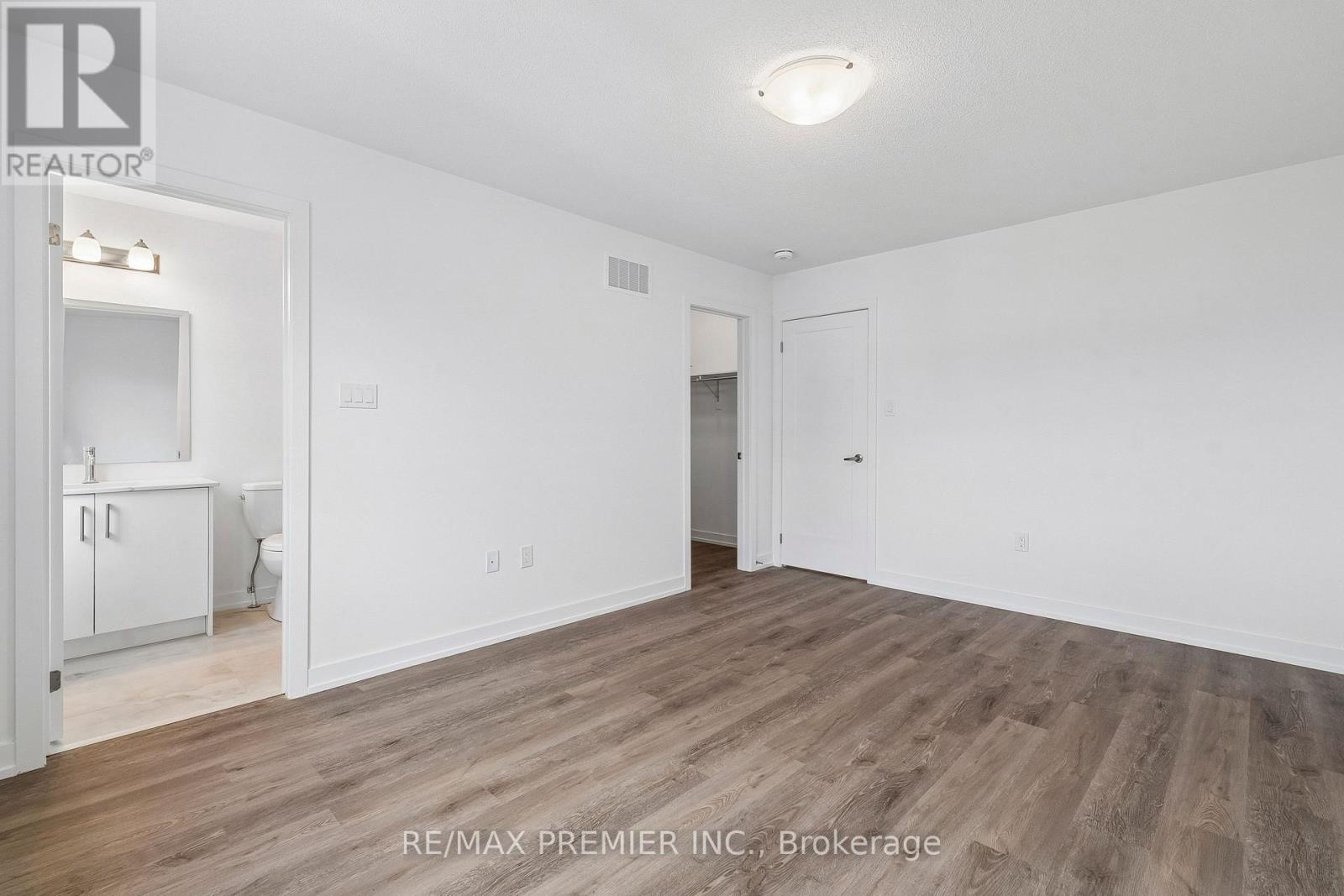 29 Lyall Stokes Circle, East Gwillimbury (Mt Albert), Ontario  L0G 1M0 - Photo 29 - N13817588