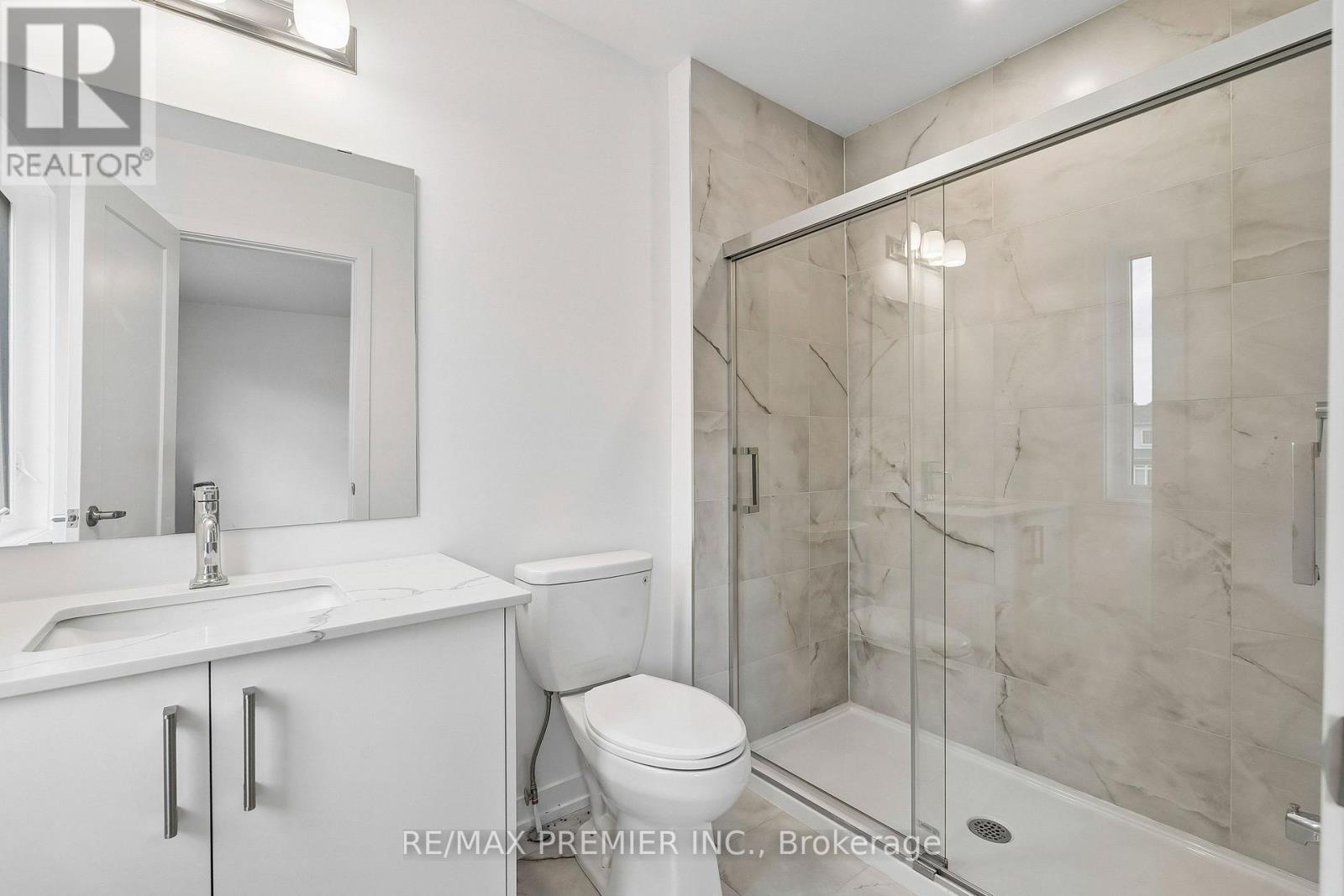 29 Lyall Stokes Circle, East Gwillimbury (Mt Albert), Ontario  L0G 1M0 - Photo 30 - N13817588