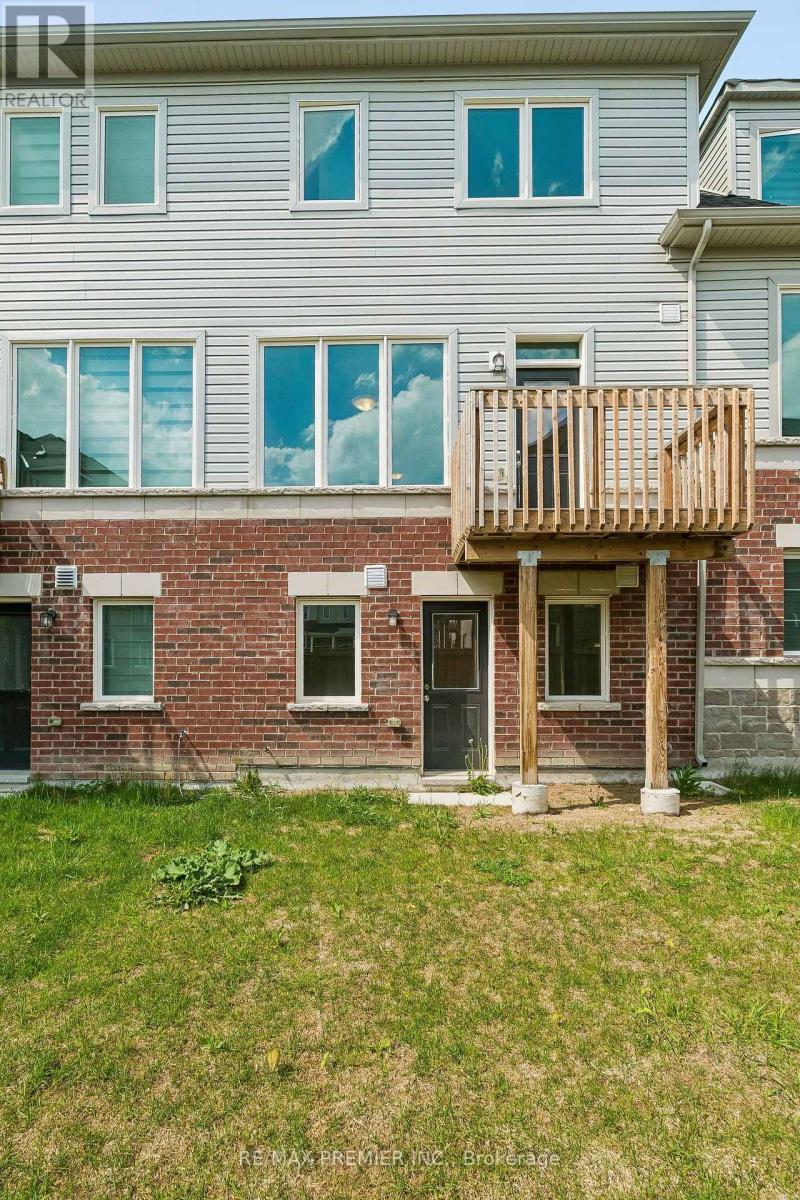 29 Lyall Stokes Circle, East Gwillimbury (Mt Albert), Ontario  L0G 1M0 - Photo 41 - N13817588