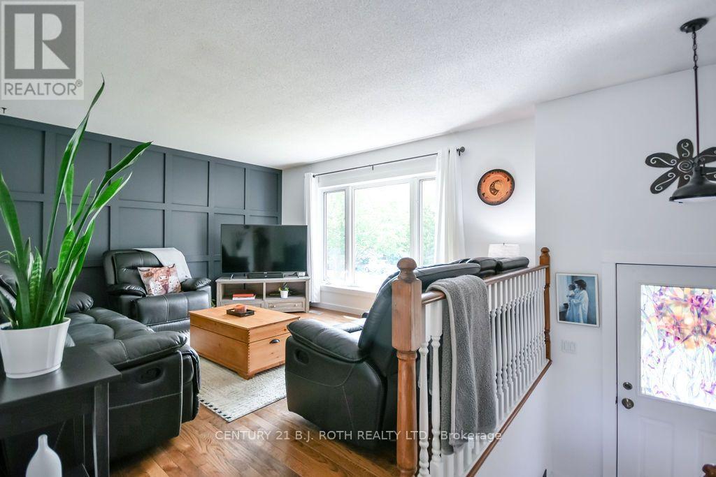 4051 Hampshire Mills Line, Severn, Ontario  L3V 0Y5 - Photo 11 - S13817456