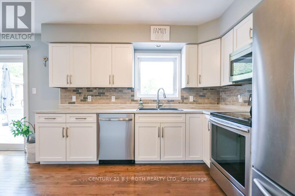 4051 Hampshire Mills Line, Severn, Ontario  L3V 0Y5 - Photo 19 - S13817456
