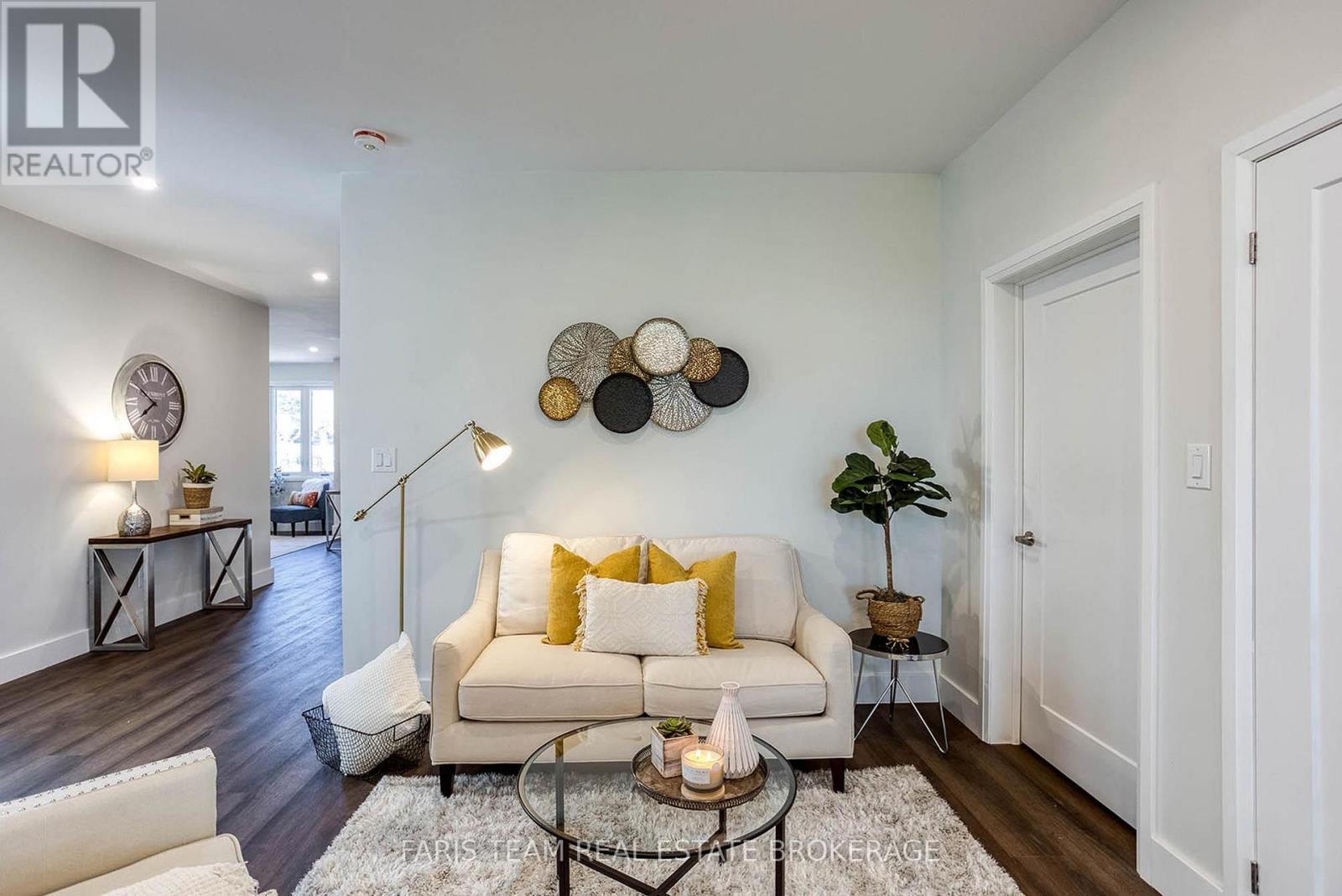 303 Anne Street N, Barrie (Sunnidale), Ontario  L4N 5M7 - Photo 12 - S13817488