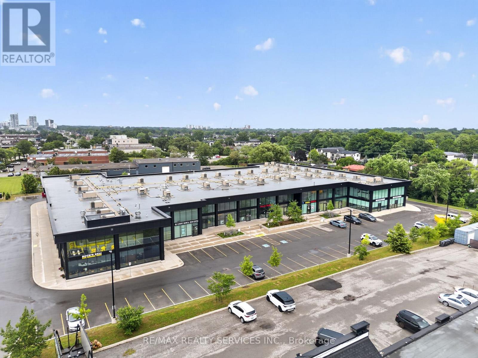 39 - 530 Speers Road, Oakville (Qe Queen Elizabeth), Ontario  L6K 0K3 - Photo 3 - W13817502