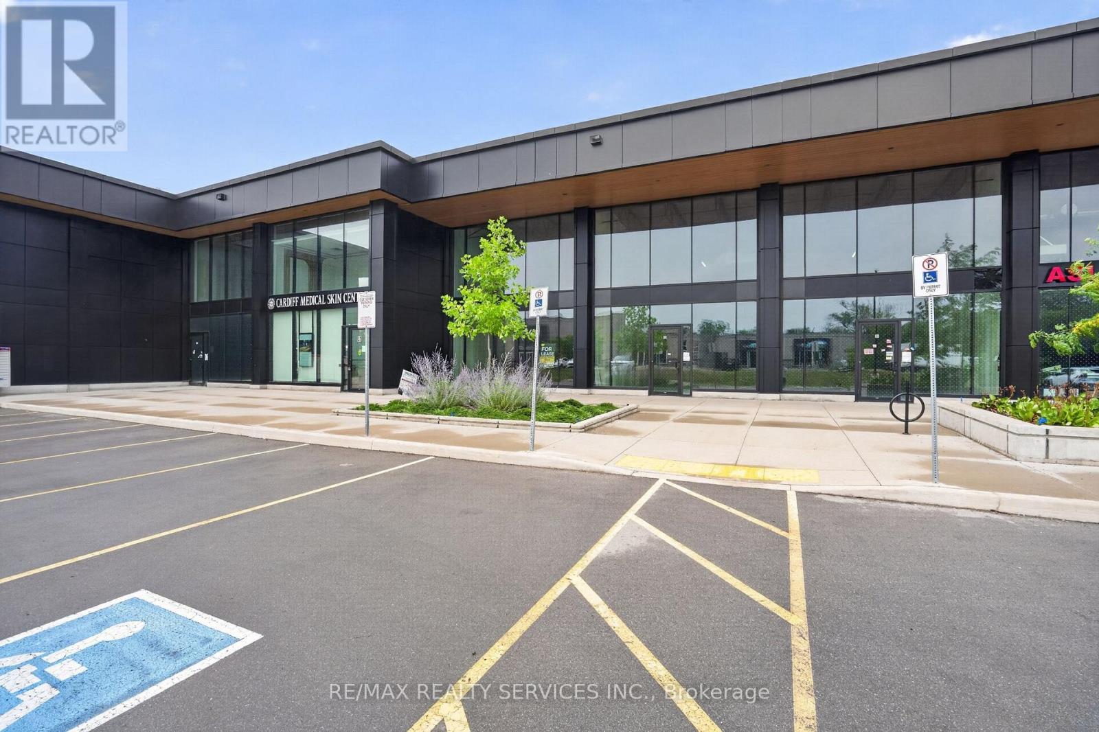 39 - 530 Speers Road, Oakville (Qe Queen Elizabeth), Ontario  L6K 0K3 - Photo 9 - W13817502