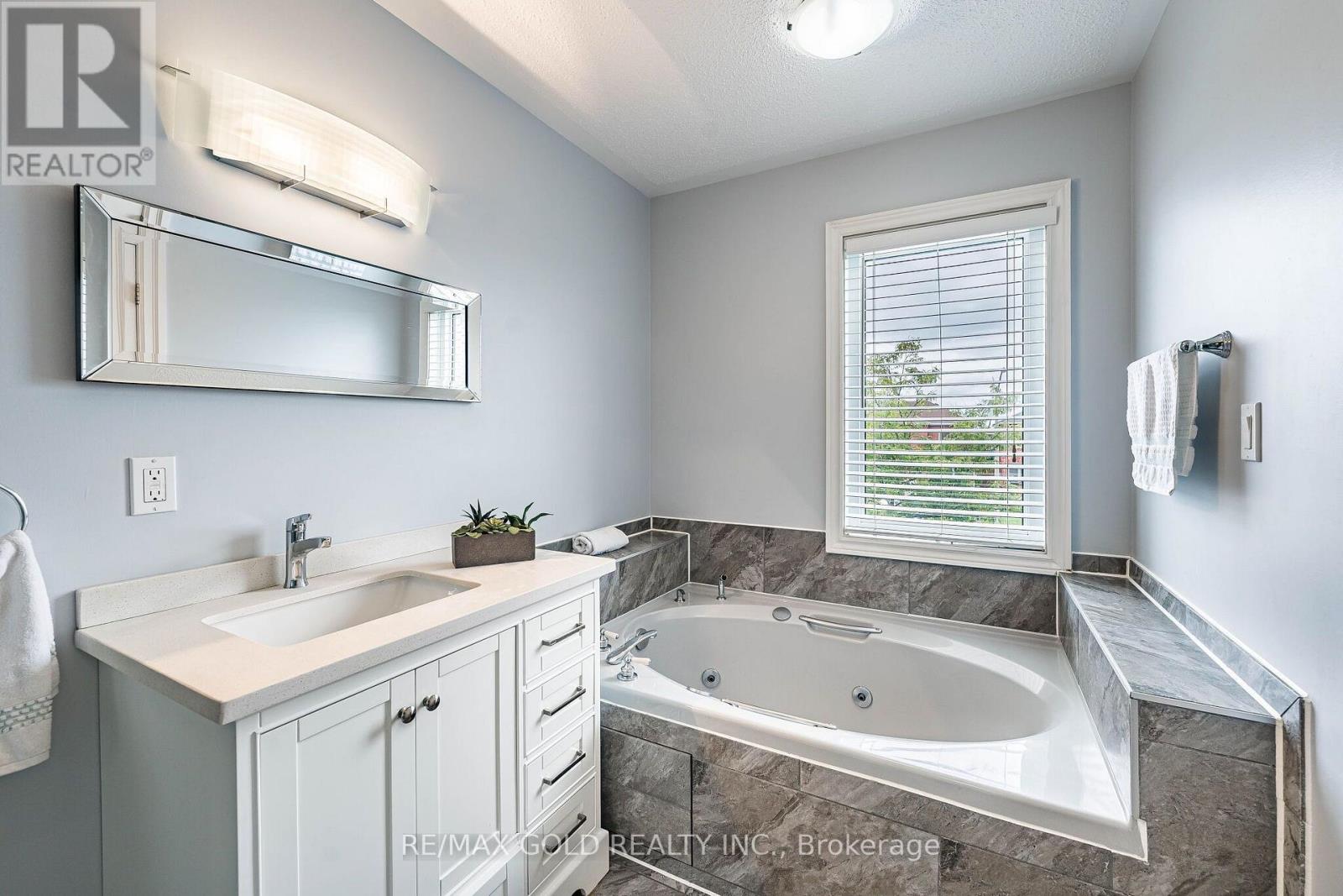329 Howard Crescent, Orangeville, Ontario  L9W 4W7 - Photo 22 - W13817536