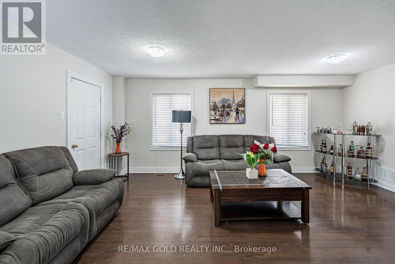 329 Howard Crescent, Orangeville, Ontario  L9W 4W7 - Photo 6 - W13817536