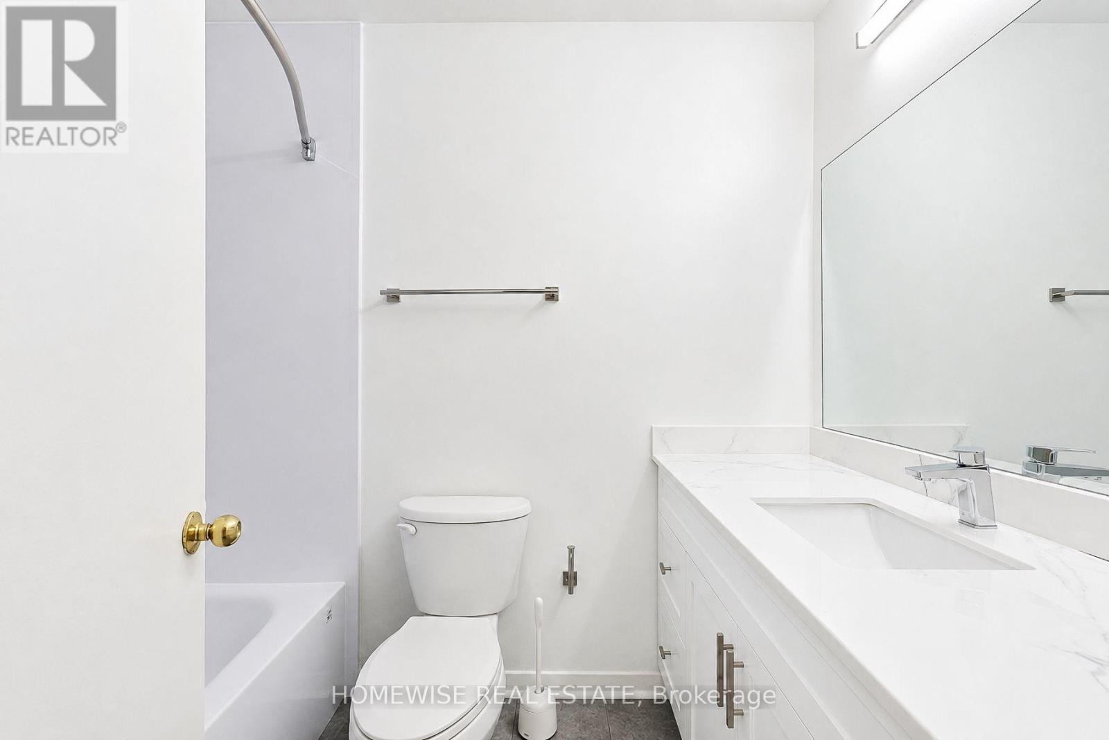 40 - 1350 Winding Trail, Mississauga (Applewood), Ontario  L4Y 2T8 - Photo 24 - W13817566