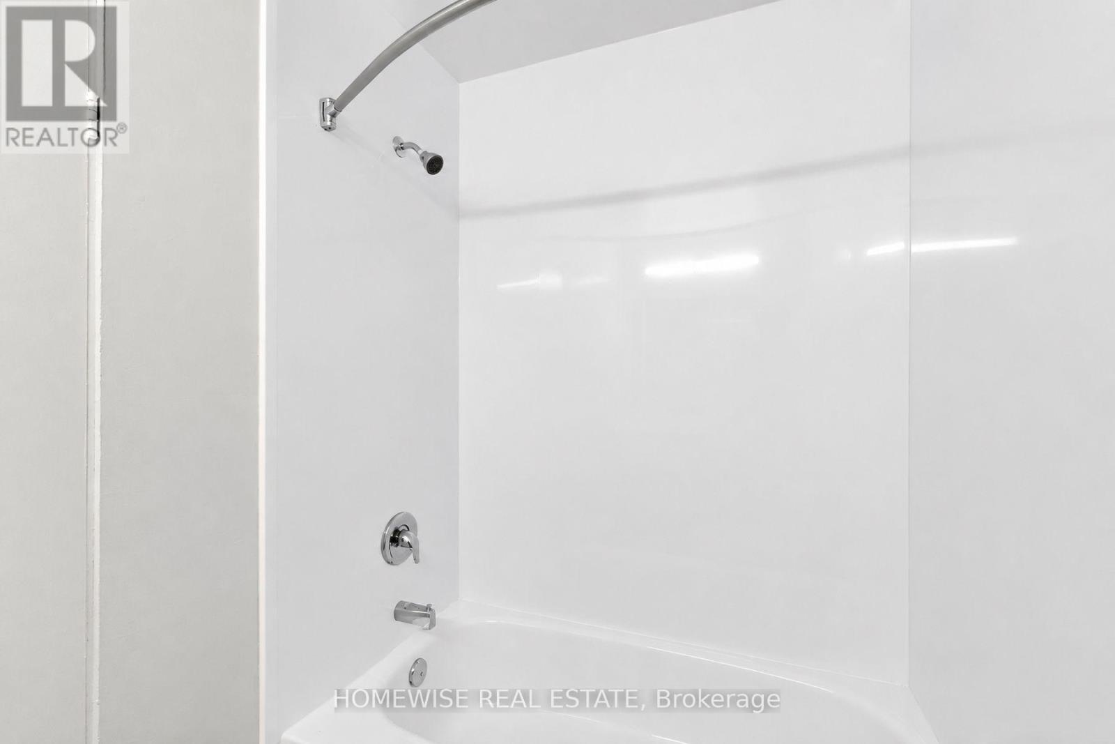 40 - 1350 Winding Trail, Mississauga (Applewood), Ontario  L4Y 2T8 - Photo 25 - W13817566