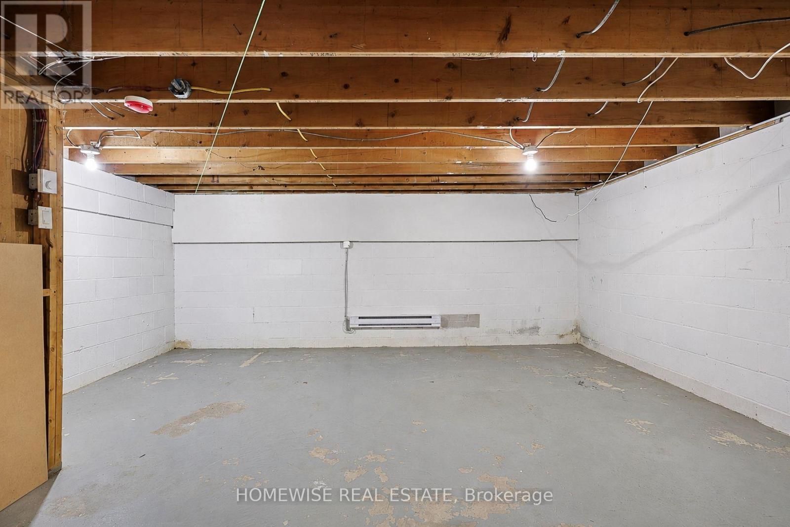 40 - 1350 Winding Trail, Mississauga (Applewood), Ontario  L4Y 2T8 - Photo 36 - W13817566