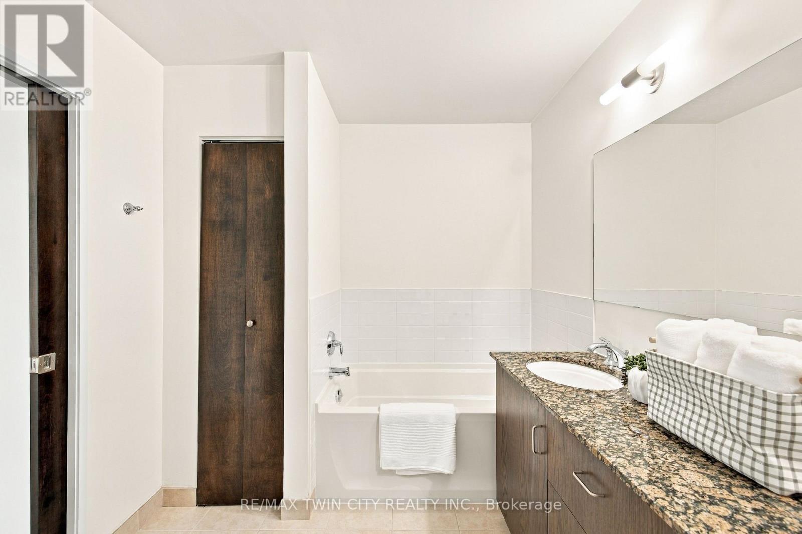 511 - 191 King Street S, Waterloo, Ontario  N2J 1R1 - Photo 15 - X13817438