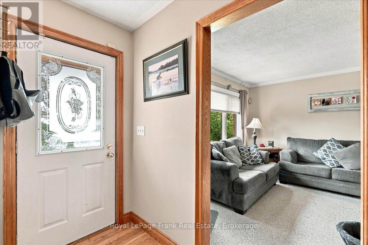 178 Roblin Road, Quinte West (Sidney Ward), Ontario  K8N 4Z5 - Photo 3 - X13817476