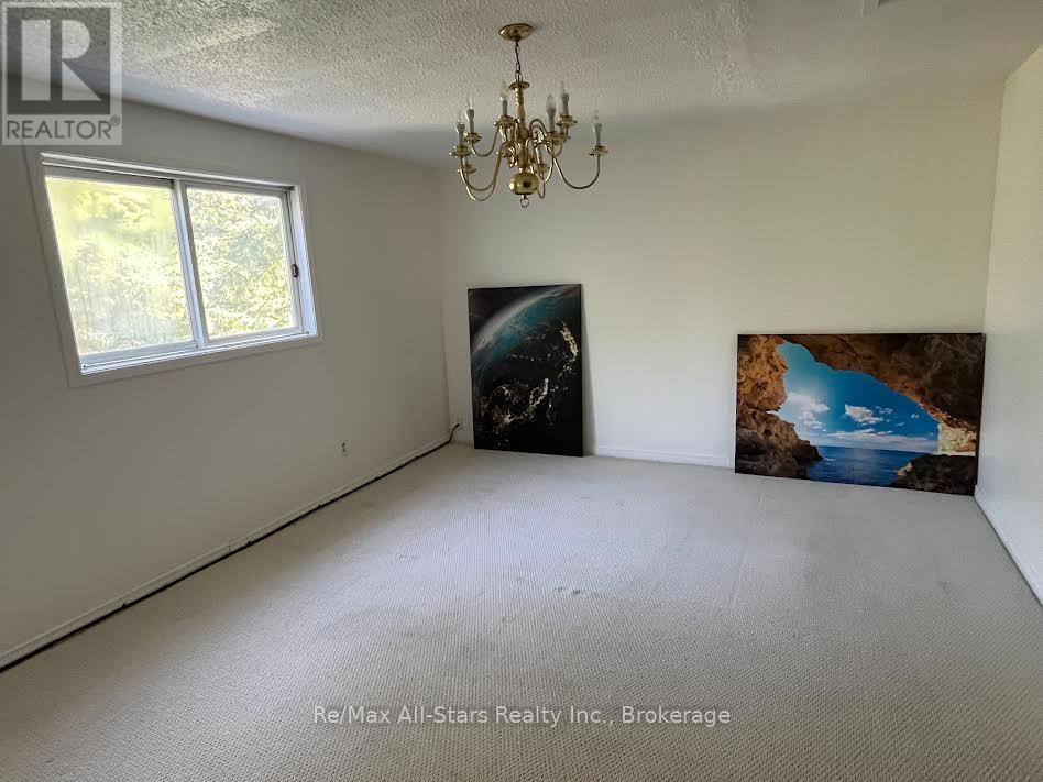 Unknown Address, ,    - Photo 11 - X13815734