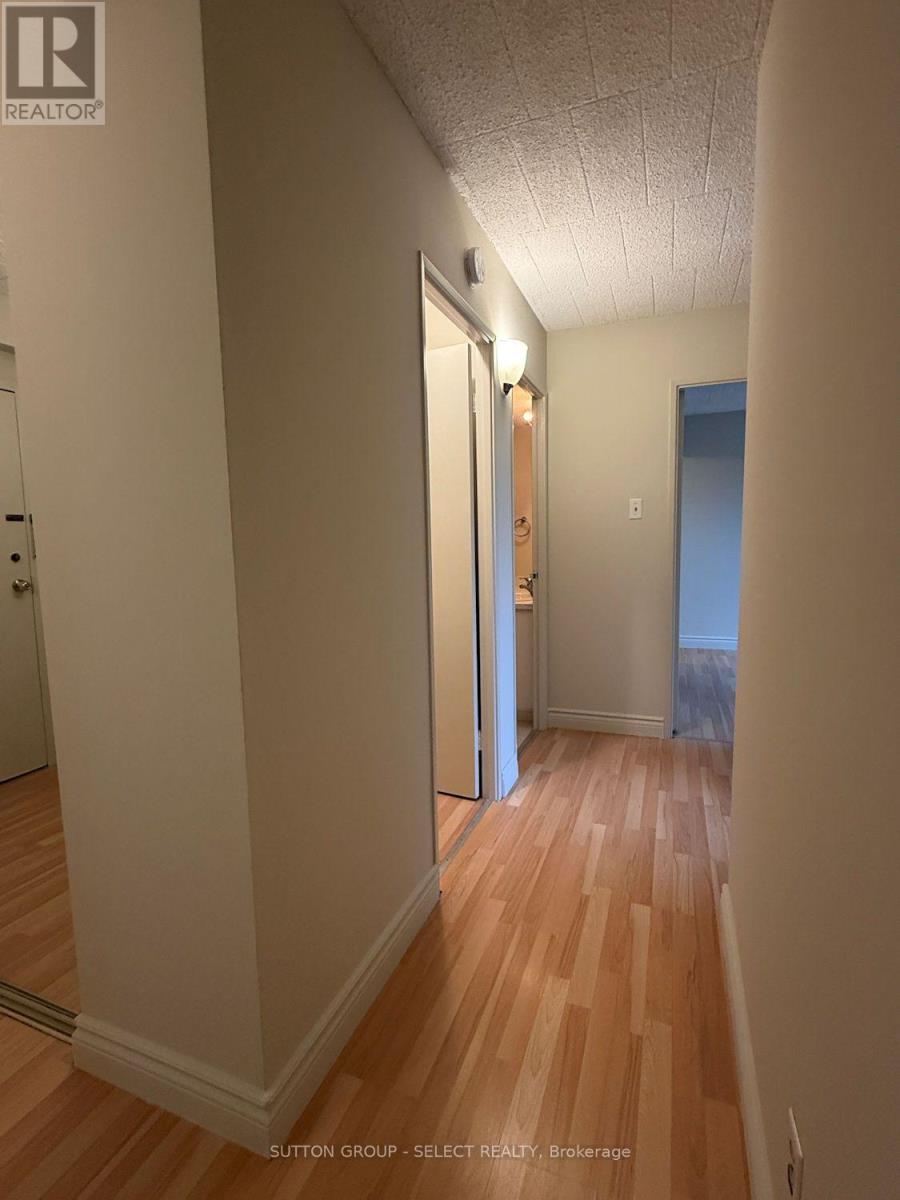 203 - 80 Breckenridge Drive, Kitchener, Ontario  N2B 2N9 - Photo 12 - X13813606