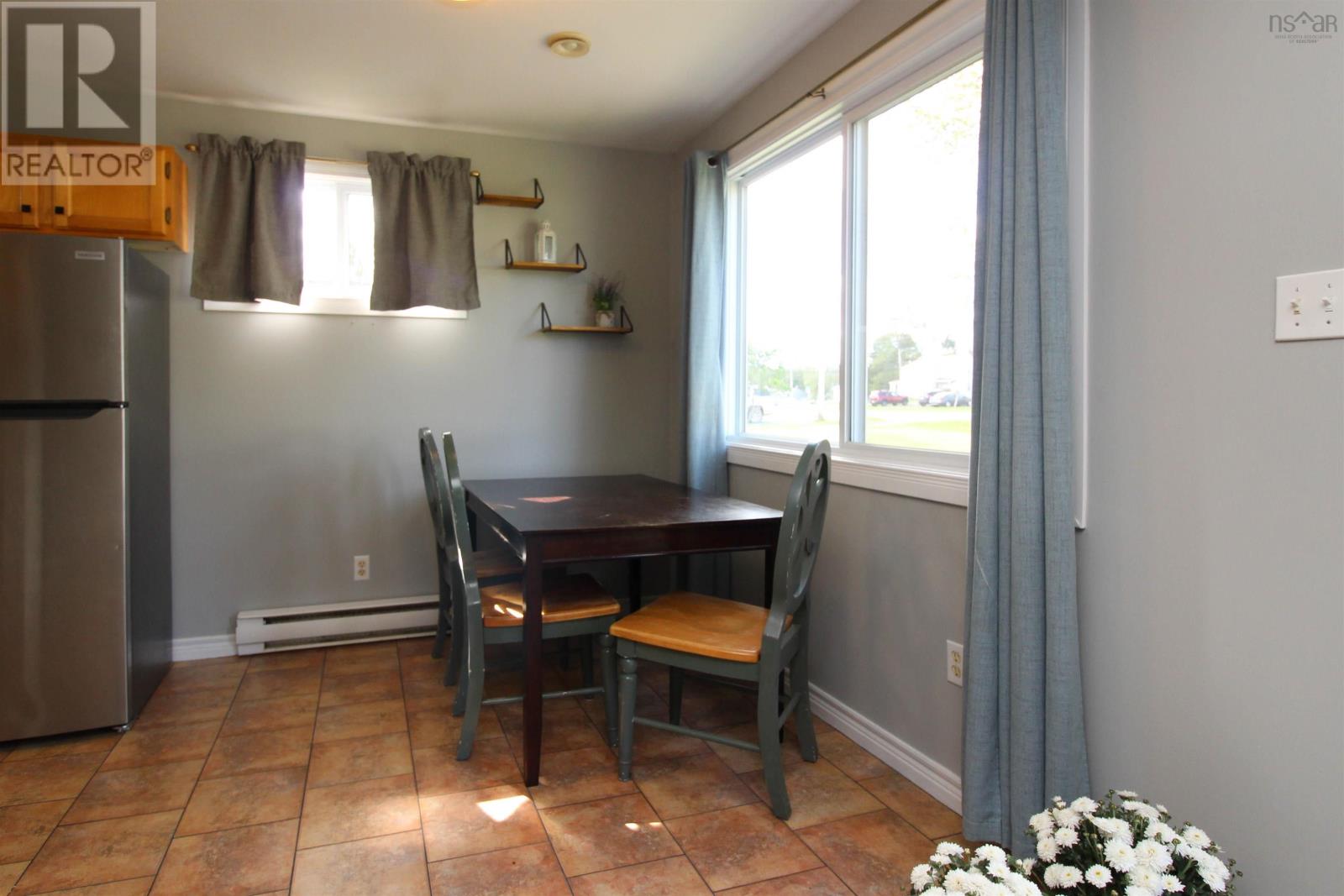 26 Johnson Avenue photo 12