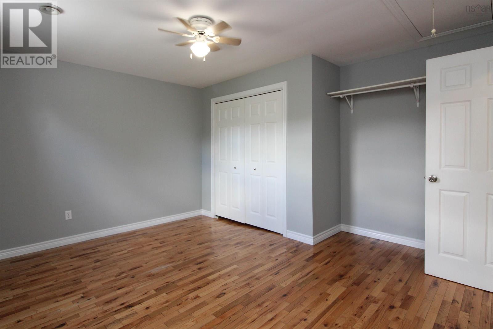 26 Johnson Avenue photo 14